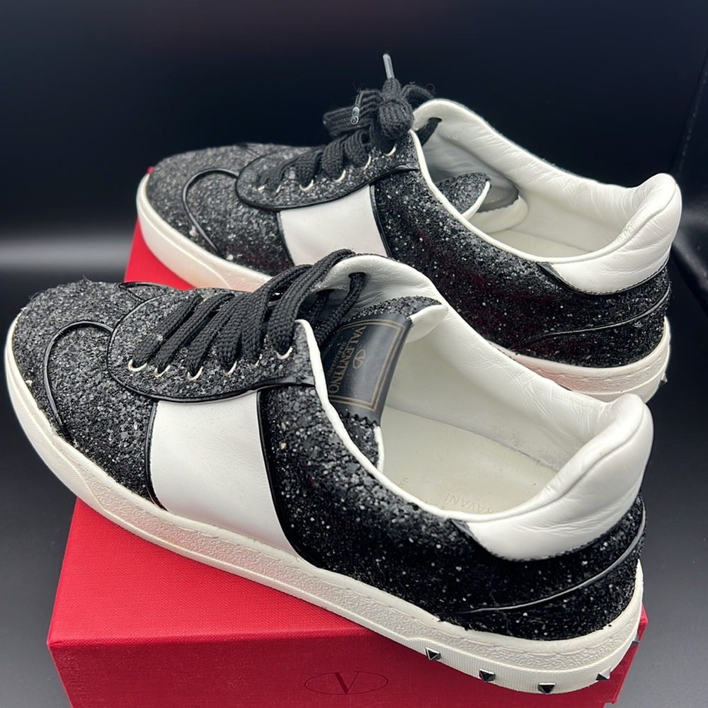 Authentic Valentino Glitter sneakers size 39.5